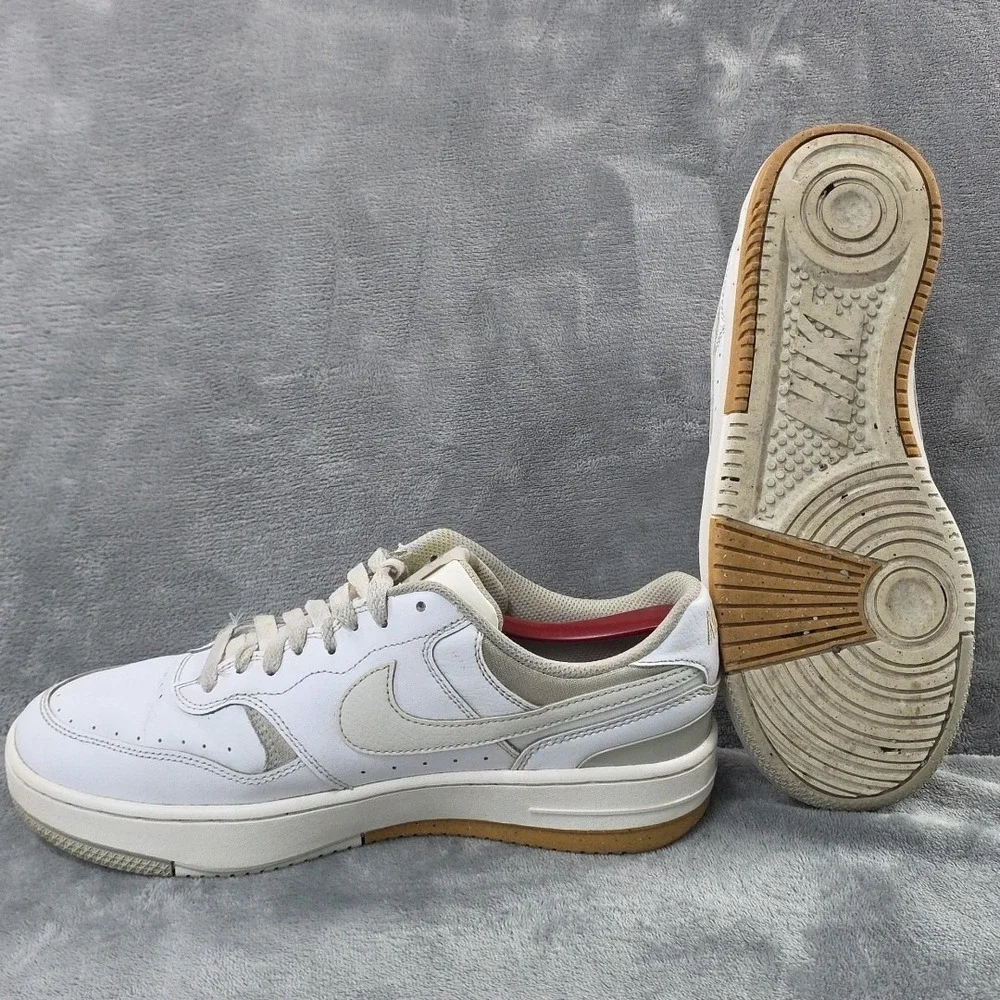 Size 9.5 - Nike Gamma Force White Phantom‎ W